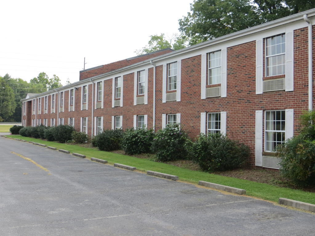 Americourt Hotel&Suites - Elizabethton Buitenkant foto