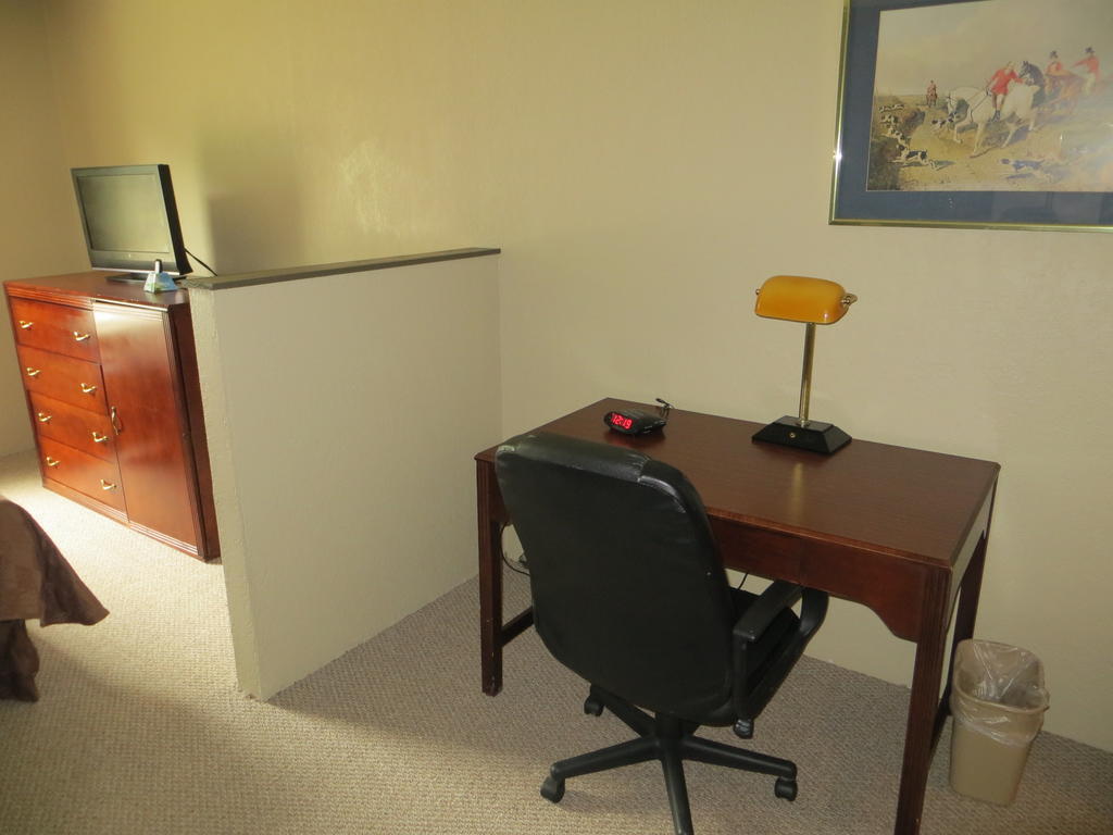 Americourt Hotel&Suites - Elizabethton Buitenkant foto