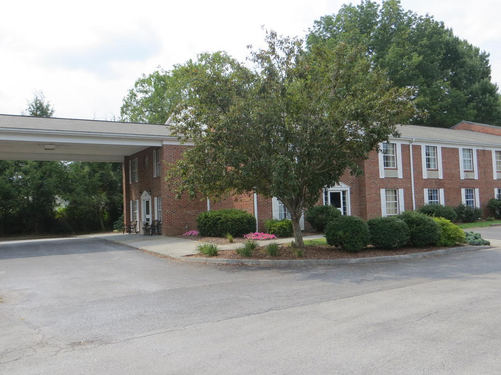 Americourt Hotel&Suites - Elizabethton Buitenkant foto
